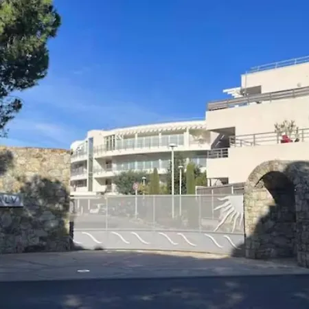 Lägenhet Rez-de-jardin 3 - Acces Direct A La *